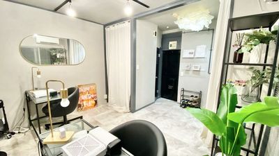 池尻大橋駅にあるネイルサロンです✨ - Relax salon 池尻大橋 Relax salon 池尻大橋｜プライベートサロン🍃の室内の写真