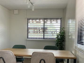 U-SPACE　伊勢原店 Meeting1の室内の写真