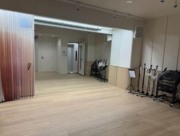 ダンスや演劇、楽器練習も可能な防音スタジオ！ - 麻布十番ハルモニアビル