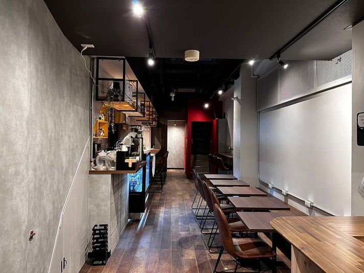 Cafe＆Bar HIVE - Tokyo Guesthouse HIVE