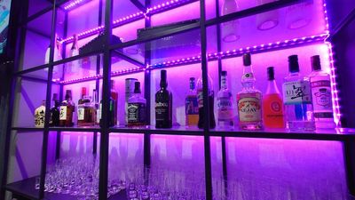 各種ウイスキー、カクテル、割り物ご用意しております - BAR purple 多目的BARスペースの設備の写真