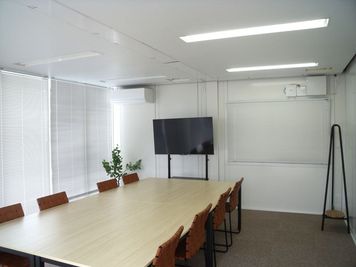 U-SPACE　花園インター店 Meetingの室内の写真