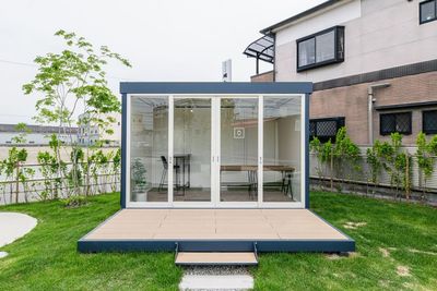 お部屋の外観はこちらです！※始めに別棟の受付までお越しください
 - U-SPACE　堺美原店 Shopの外観の写真