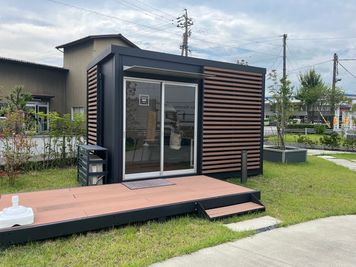 お部屋の外観はこちらです！※始めに別棟の受付までお越しください - U-SPACE　四日市店 Workの外観の写真