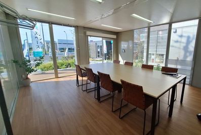 U-SPACE　 大府店 Meeting	の室内の写真