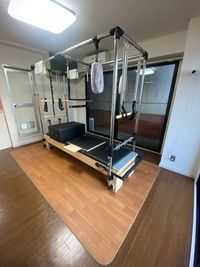 sr pilates studio 中野の室内の写真