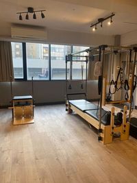 sr pilates studio 上野御徒町 【初回限定プラン】sr pilates studio上野御徒町の室内の写真