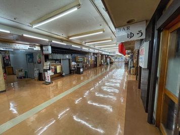 新橋駅前 新橋駅前B-02の室内の写真