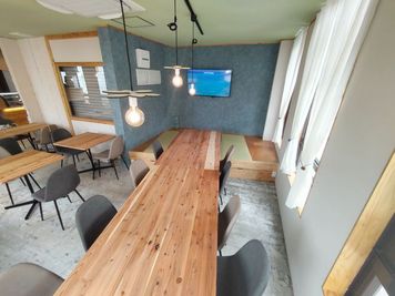 Coworking　Cafe　C_ing（シーング） 個室Bの室内の写真