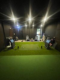 【スクリーンからの光景】 - CLUBHOUSE 72 × GOLFZON 大型プロジェクター完備◎インドアゴルフ機器◎誕生日会や上映会も◎の室内の写真