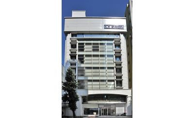 名古屋の中心、栄・伏見・矢場町・大須観音のどの駅からもほど近い、2023年に全面リニューアル済みの7階建てオフィスビルです。 - サン・栄三丁目 サン・栄三丁目604号室の外観の写真