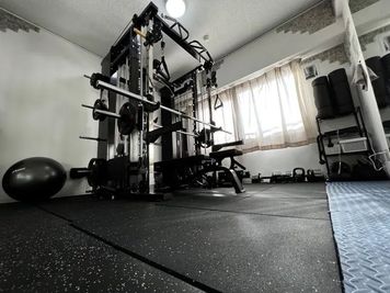 淀屋橋/本町🏋️‍♀️完全個室レンタルジム/パーソナルトレーニング/少人数利用/写真撮影 - PSGYM淀屋橋