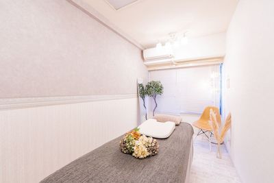 【サロン＆YUZU】新宿西口D5出口すぐ。完全個室のレンタルサロン🎀新宿西口駅すぐ✤/スチーマー/映え撮影✤Wi-Fi - スペースNear‗A館