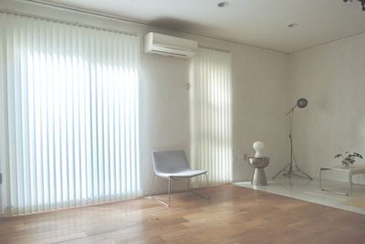 自然光のみで撮影　AM10:00 くもり - HOUSE124 商業用利用、法人さまご利用限定。写真撮影、動画作成、などの室内の写真