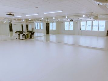 JR加古川駅徒歩3分！加古川でダンスの踊れるレンタルスタジオ - Mi Crew Dance Studio