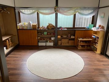 小さい子どもたちが遊べるスペースです。 - てらこや maple 【女性限定プライベートサロン】の室内の写真