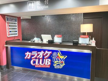 カラオケＣＬＵＢ ＤＡＭ三宮北野坂店 《1名用》テレワークルームの室内の写真