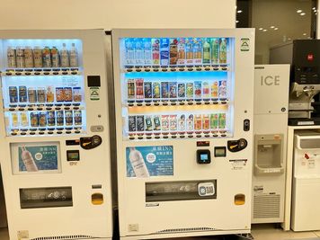 自動販売機 - 東横INN日本橋三越前A4 シングルの室内の写真