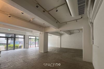 SPACE D9 SPACE D9 GALLERY の室内の写真