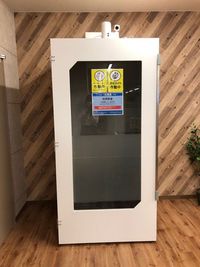 コインスペース大阪ベイタワー店 １名用個室ボックスの室内の写真