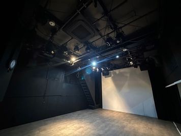 東京アポロシアター 劇場型イベント・撮影スタジオの室内の写真