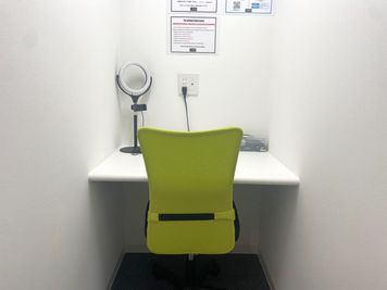 【上野駅前】1名個室💺410号室 🌟電源⚡Wi-Fi🛜 モニター🖥️WEB会議☎️面接🖋充電器有📱トイレ綺麗💕 - THE BLOOM UENO (ザ・ブルーム上野)