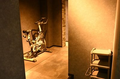 ジム入り口 - SMALL　BOX　GYM 無人２４時間　個室ジムの入口の写真