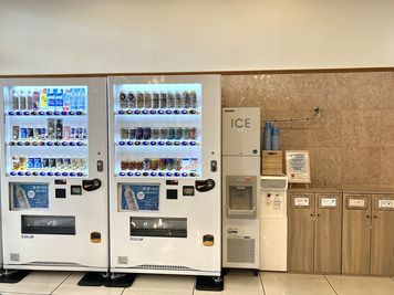 自動販売機 - 東横INN弘前駅前 シングルの設備の写真