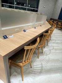 MIRAIYA Bookmark Lounge 津田沼店 オープン席１の室内の写真