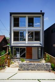 ３階建てデザイナーズ住宅 - Yutorino3F -ゆとりの３階- 撮影スタジオの外観の写真