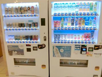 ロビー自販機 - 東横INN秋田駅東口 エコノミーダブルの設備の写真