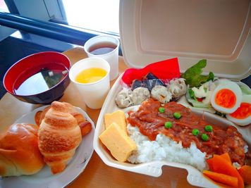 無料朝食バイキング - 東横INN秋田駅東口 エコノミーダブルの設備の写真