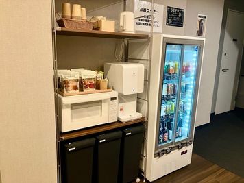 電子レンジ、ケトルなどご利用できます。 - 10月19日開店『ReBeCo（リビコ）』コワーキングスペース 【銀座一丁目駅】もみほぐし60分付き『コワーキングスペース』の設備の写真