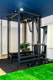 BASE UP GYM 桑名で唯一のパーソナルスタジオの室内の写真