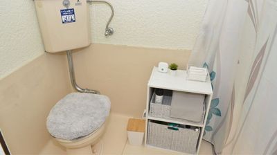 ◆トイレ室内（男女兼用） - レンタルサロンHaruka蒲田店 レンタルサロンHarukaの設備の写真