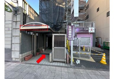 マンションの入口です - JR古河駅５分のレンタルスペース【古河ベース】 会議・パーティー・動画撮影など【古河ベース】の入口の写真