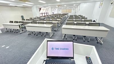 【司会台から一番後ろの席まで見渡せます】  - TIME SHARING 水道橋 タナカビル 3Fの室内の写真