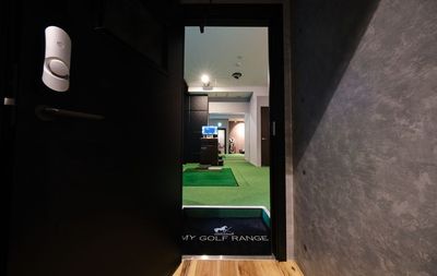 MY GOLF RANGE 赤坂1st 個室インドアゴルフスタジオ　マイゴルフレンジ赤坂2ndの入口の写真