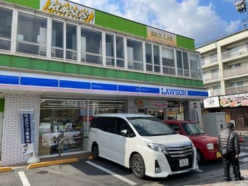 こちらの建物の2階にございます。 - minoriba_中庄駅北口店 レンタルサロン　スペース2の外観の写真