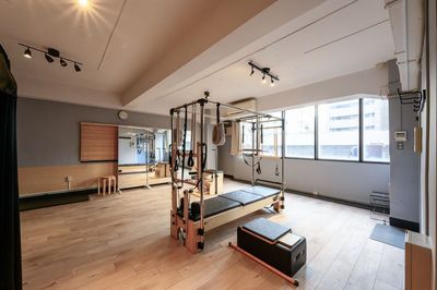 sr pilates studio 上野御徒町 【通常プラン】sr pilates studio上野御徒町の室内の写真