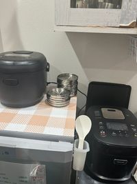 炊飯器2台 - 【桃谷】落ち着いた貸切スペース [大阪桃谷]瞬間冷却器・圧縮機あり万能キッチンイベントの仕込みにの設備の写真