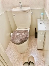 もちろん温水便座式トイレです - TAMARIBA レンタルスペース　タマリバ宝塚の設備の写真