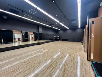 【津田沼駅より徒歩7分！ダンスルームがオープンしました♪】 - TIME SHARING エグザス 奏の杜 STUDIO2の室内の写真