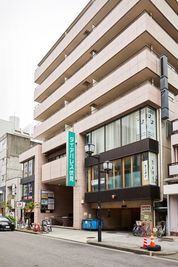 ビルの外観です - SunnyBox名古屋ダイアパレス店 名古屋伏見パーティールーム【1～20人様用】の外観の写真