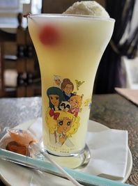 純喫茶ルパン　カフェ＆ギャラリーの室内の写真