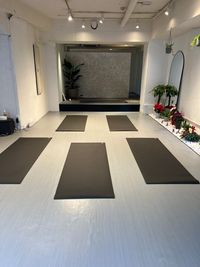 Serenity Flow Yoga レンタルスペース・ヨガ　ピラティス　ダンス　撮影に最適【代官山】の室内の写真