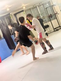 Kanagawa Kickboxing Academy 首都圏最大級のマットスペースのMMA &キックボクシングジムの室内の写真