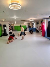 Kanagawa Kickboxing Academy 首都圏最大級のマットスペースのMMA &キックボクシングジムの室内の写真