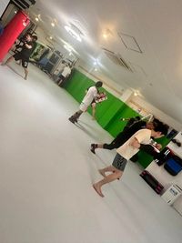 Kanagawa Kickboxing Academy 首都圏最大級のマットスペースのMMA &キックボクシングジムの室内の写真