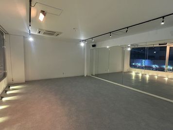 ZERO DANCE STUDIO　北24条スタジオの室内の写真